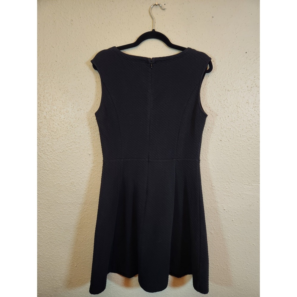 LOFT Womens 8 Black Fit & Flare Dress Textured Sleeveless Round Neck LBD - Picture 2 of 7